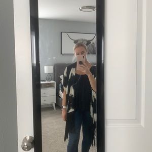 Black and white kimono